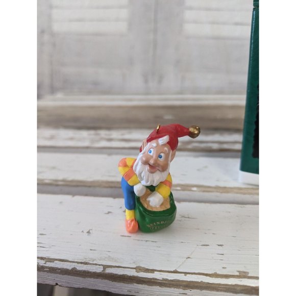 Hallmark Rudolphs helper 1996 keepsake mini orname - Picture 3 of 7